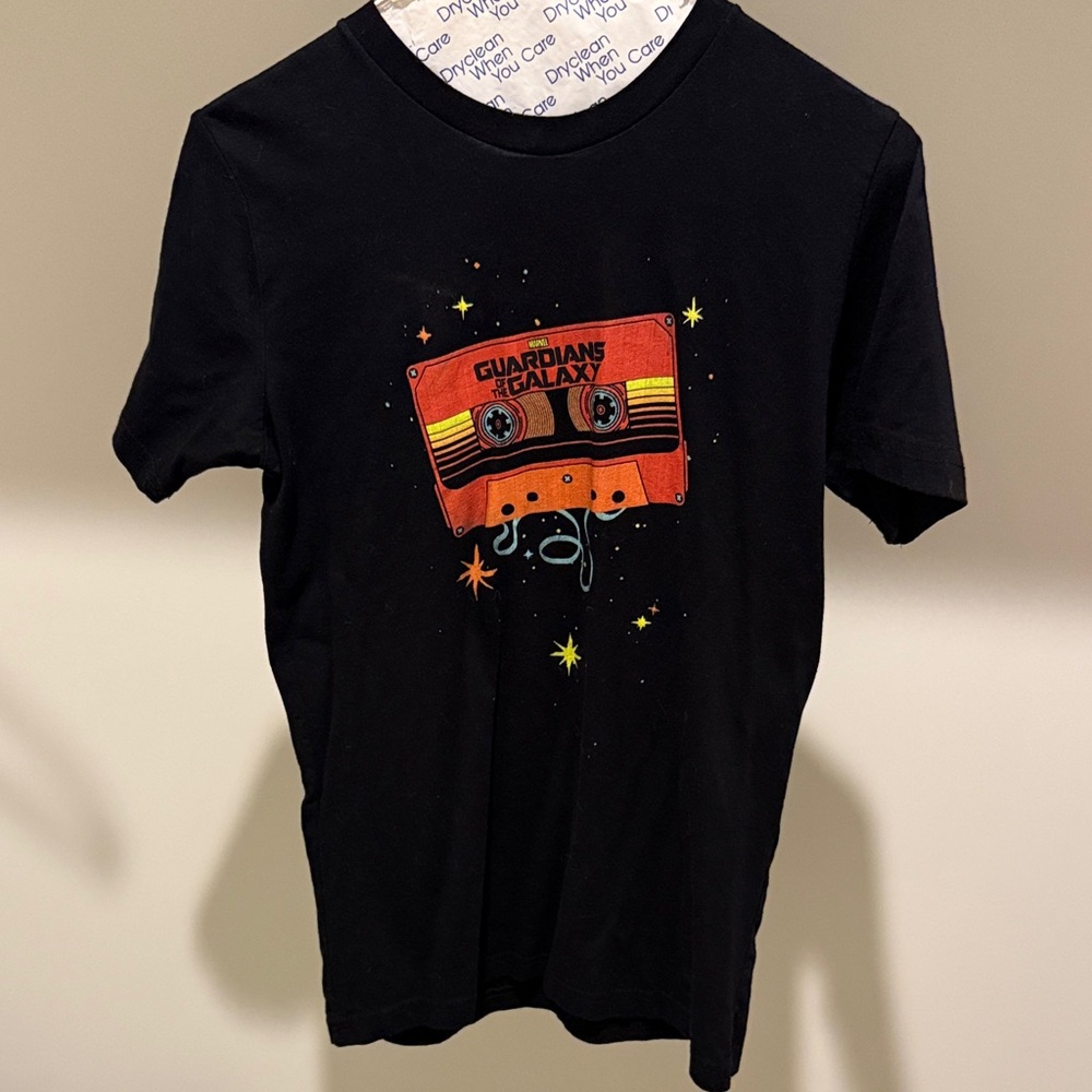 Zunie Black Guardians Tee with Red and Yellow Design